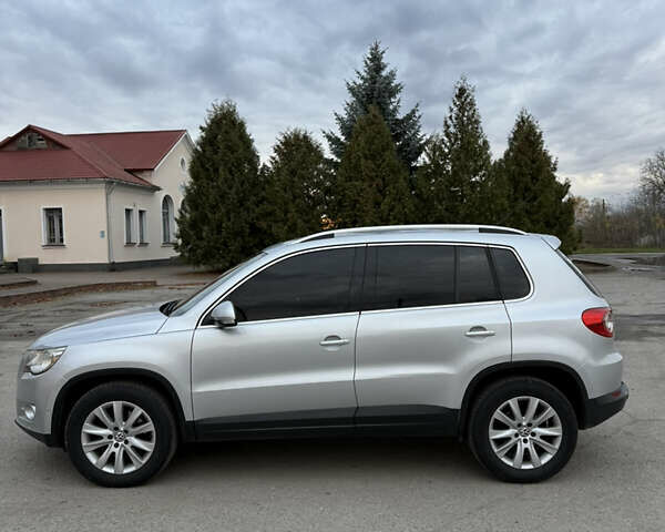 Серый Фольксваген Тигуан, объемом двигателя 1.4 л и пробегом 165 тыс. км за 9700 $, фото 13 на Automoto.ua