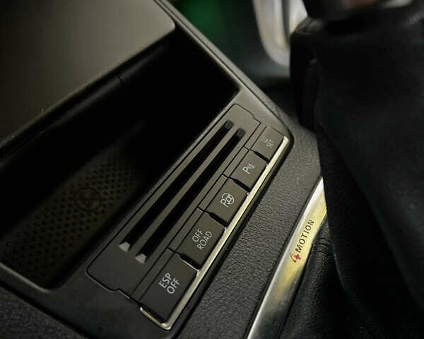 Сірий Фольксваген Тігуан, об'ємом двигуна 2 л та пробігом 315 тис. км за 8900 $, фото 15 на Automoto.ua