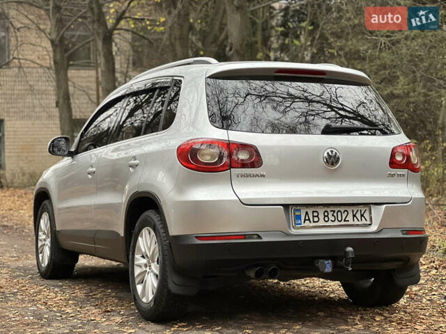 Серый Фольксваген Тигуан, объемом двигателя 1.97 л и пробегом 315 тыс. км за 8999 $, фото 3 на Automoto.ua
