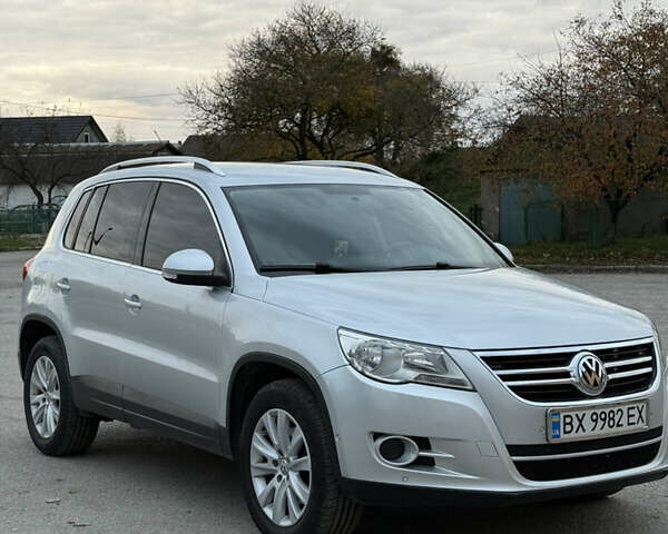 Серый Фольксваген Тигуан, объемом двигателя 1.4 л и пробегом 165 тыс. км за 9700 $, фото 6 на Automoto.ua