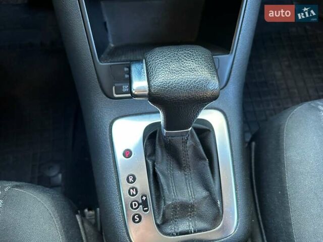 Серый Фольксваген Тигуан, объемом двигателя 2 л и пробегом 248 тыс. км за 9500 $, фото 16 на Automoto.ua