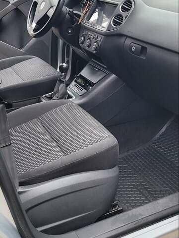 Серый Фольксваген Тигуан, объемом двигателя 1.98 л и пробегом 140 тыс. км за 8700 $, фото 19 на Automoto.ua