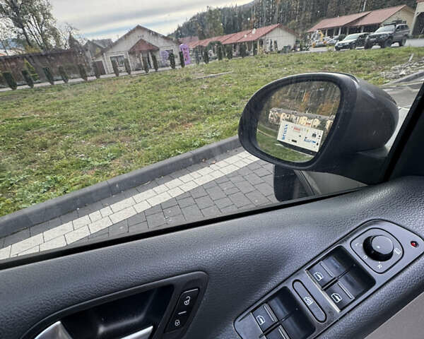 Сірий Фольксваген Тігуан, об'ємом двигуна 2 л та пробігом 226 тис. км за 12200 $, фото 50 на Automoto.ua