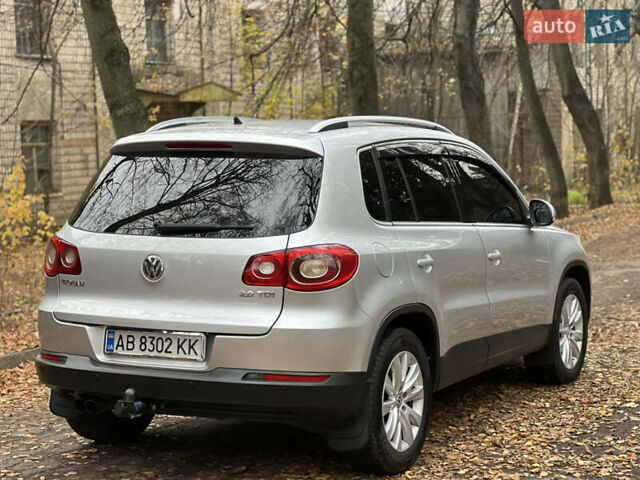 Серый Фольксваген Тигуан, объемом двигателя 1.97 л и пробегом 315 тыс. км за 8999 $, фото 5 на Automoto.ua