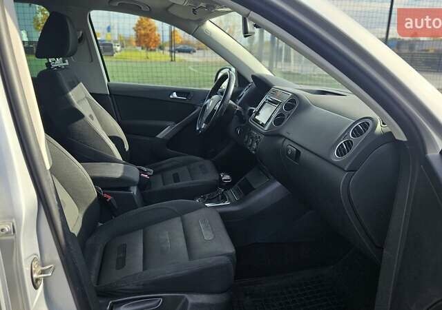 Серый Фольксваген Тигуан, объемом двигателя 2 л и пробегом 330 тыс. км за 9999 $, фото 32 на Automoto.ua