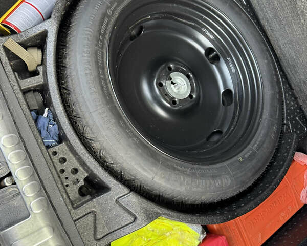 Сірий Фольксваген Тігуан, об'ємом двигуна 2 л та пробігом 226 тис. км за 12200 $, фото 54 на Automoto.ua