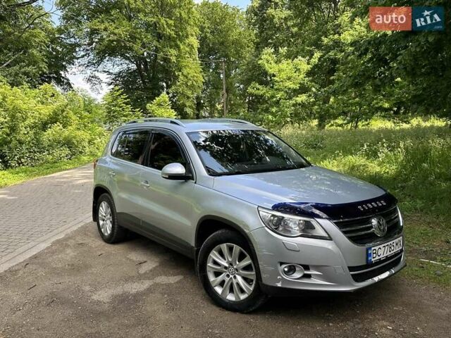 Сірий Фольксваген Тігуан, об'ємом двигуна 2 л та пробігом 268 тис. км за 11600 $, фото 22 на Automoto.ua
