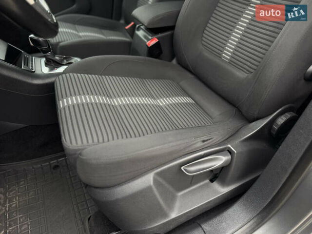 Серый Фольксваген Тигуан, объемом двигателя 2 л и пробегом 285 тыс. км за 10999 $, фото 25 на Automoto.ua