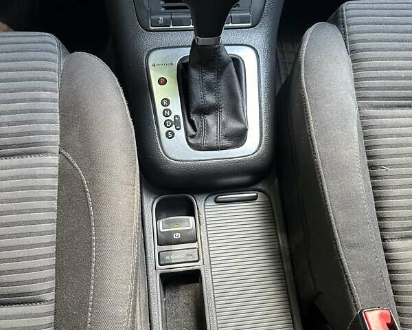 Сірий Фольксваген Тігуан, об'ємом двигуна 2 л та пробігом 268 тис. км за 11600 $, фото 36 на Automoto.ua