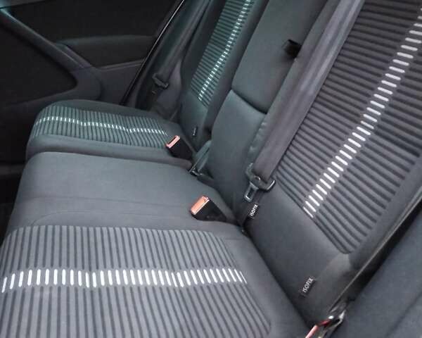 Сірий Фольксваген Тігуан, об'ємом двигуна 1.97 л та пробігом 280 тис. км за 12500 $, фото 15 на Automoto.ua