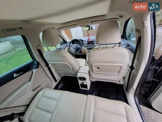 Серый Фольксваген Тигуан, объемом двигателя 1.97 л и пробегом 223 тыс. км за 15800 $, фото 25 на Automoto.ua