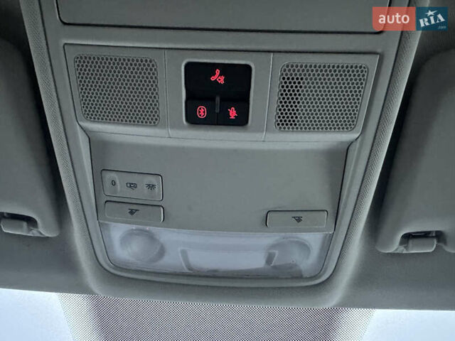 Серый Фольксваген Тигуан, объемом двигателя 1.98 л и пробегом 240 тыс. км за 11500 $, фото 38 на Automoto.ua