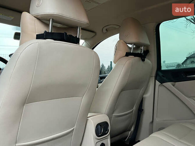 Серый Фольксваген Тигуан, объемом двигателя 1.98 л и пробегом 244 тыс. км за 11000 $, фото 20 на Automoto.ua