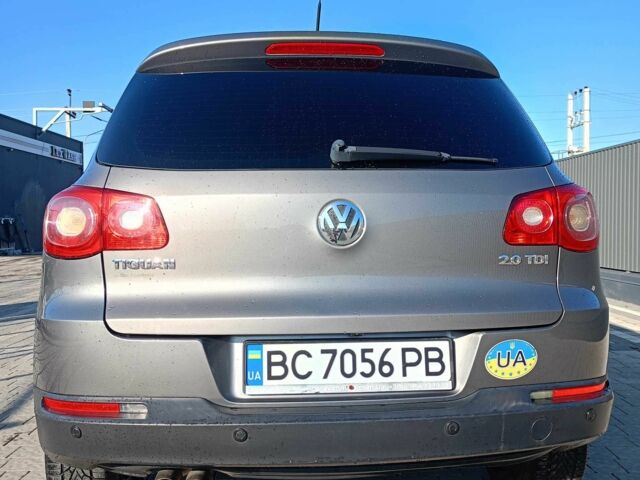 Серый Фольксваген Тигуан, объемом двигателя 2 л и пробегом 252 тыс. км за 11700 $, фото 19 на Automoto.ua