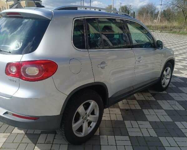 Серый Фольксваген Тигуан, объемом двигателя 1.98 л и пробегом 214 тыс. км за 8600 $, фото 14 на Automoto.ua