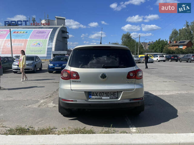 Серый Фольксваген Тигуан, объемом двигателя 1.98 л и пробегом 151 тыс. км за 11500 $, фото 4 на Automoto.ua