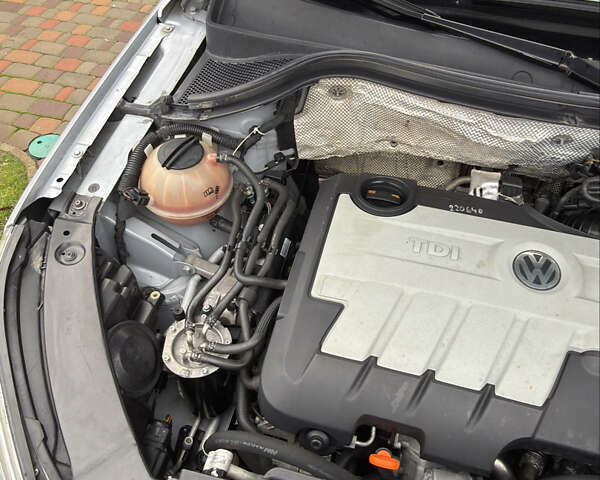 Сірий Фольксваген Тігуан, об'ємом двигуна 1.97 л та пробігом 250 тис. км за 11900 $, фото 35 на Automoto.ua