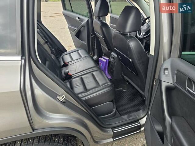 Серый Фольксваген Тигуан, объемом двигателя 2 л и пробегом 186 тыс. км за 14500 $, фото 11 на Automoto.ua