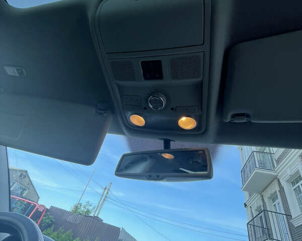 Серый Фольксваген Тигуан, объемом двигателя 2 л и пробегом 224 тыс. км за 11200 $, фото 5 на Automoto.ua