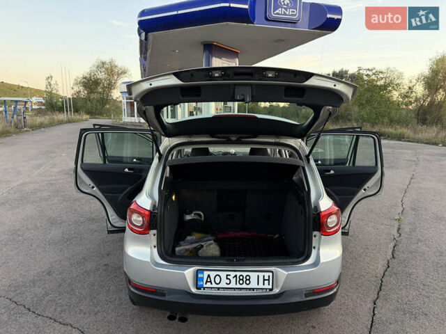 Серый Фольксваген Тигуан, объемом двигателя 1.97 л и пробегом 160 тыс. км за 13950 $, фото 18 на Automoto.ua