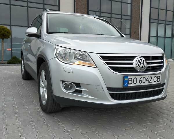 Сірий Фольксваген Тігуан, об'ємом двигуна 1.97 л та пробігом 280 тис. км за 12500 $, фото 6 на Automoto.ua