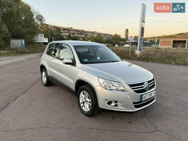 Серый Фольксваген Тигуан, объемом двигателя 1.97 л и пробегом 160 тыс. км за 13950 $, фото 3 на Automoto.ua