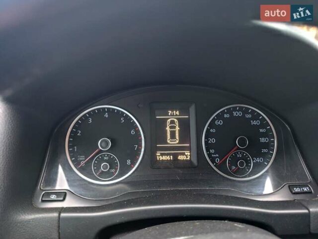 Сірий Фольксваген Тігуан, об'ємом двигуна 2 л та пробігом 194 тис. км за 10800 $, фото 5 на Automoto.ua