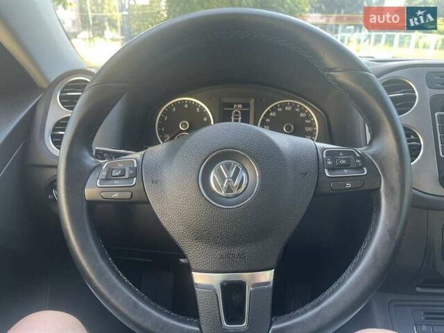 Серый Фольксваген Тигуан, объемом двигателя 1.98 л и пробегом 116 тыс. км за 11200 $, фото 36 на Automoto.ua