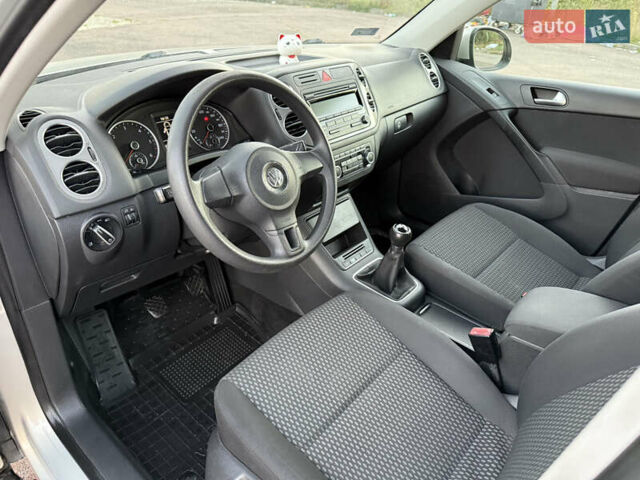 Серый Фольксваген Тигуан, объемом двигателя 1.97 л и пробегом 160 тыс. км за 13950 $, фото 38 на Automoto.ua