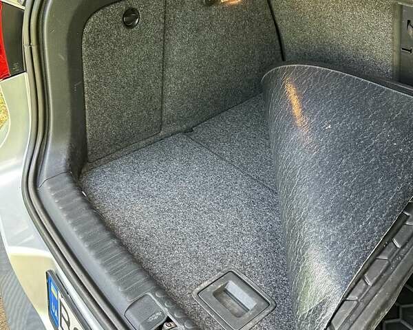 Сірий Фольксваген Тігуан, об'ємом двигуна 2 л та пробігом 268 тис. км за 11600 $, фото 33 на Automoto.ua