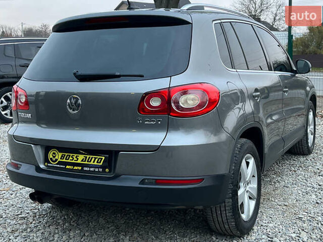 Серый Фольксваген Тигуан, объемом двигателя 1.98 л и пробегом 244 тыс. км за 11000 $, фото 7 на Automoto.ua