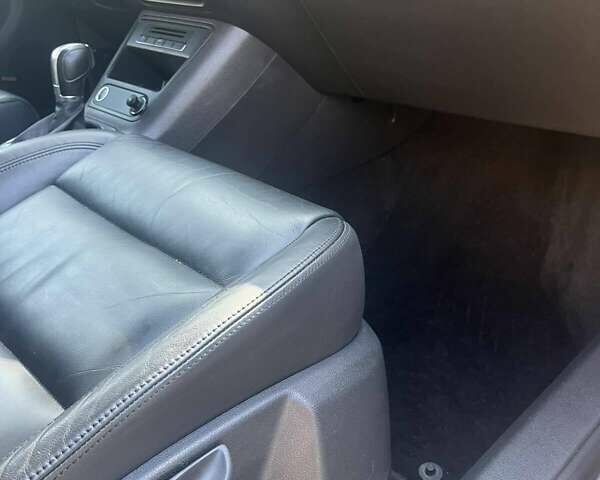 Серый Фольксваген Тигуан, объемом двигателя 1.98 л и пробегом 116 тыс. км за 11200 $, фото 25 на Automoto.ua