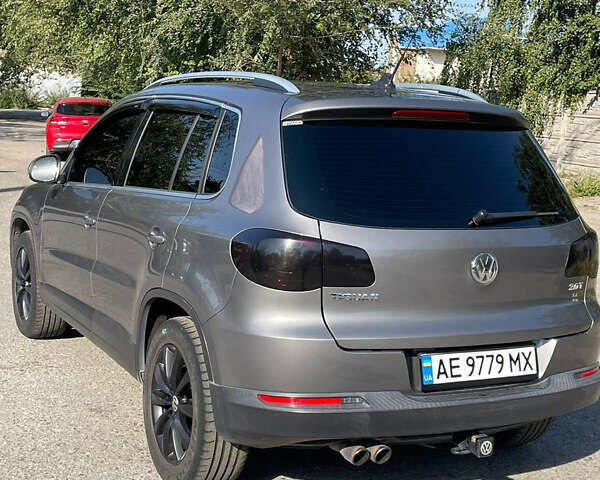 Серый Фольксваген Тигуан, объемом двигателя 1.98 л и пробегом 281 тыс. км за 11700 $, фото 14 на Automoto.ua