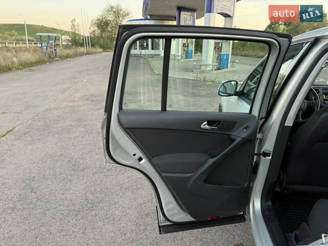 Серый Фольксваген Тигуан, объемом двигателя 1.97 л и пробегом 160 тыс. км за 13950 $, фото 40 на Automoto.ua