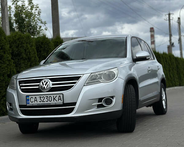 Серый Фольксваген Тигуан, объемом двигателя 1.98 л и пробегом 251 тыс. км за 9200 $, фото 9 на Automoto.ua