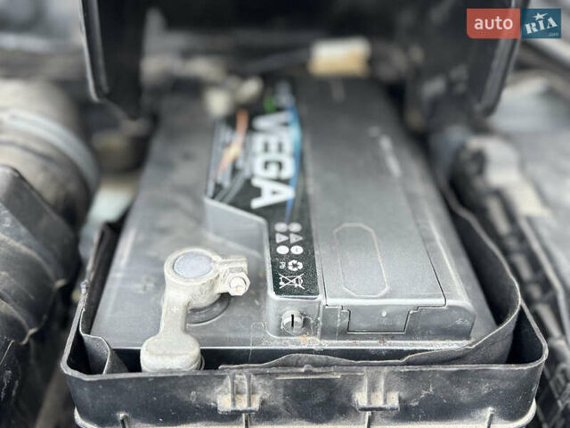 Сірий Фольксваген Тігуан, об'ємом двигуна 2 л та пробігом 157 тис. км за 9900 $, фото 51 на Automoto.ua