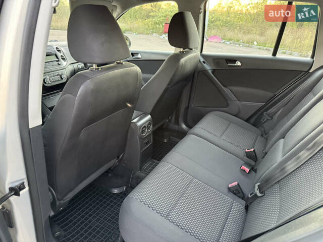 Серый Фольксваген Тигуан, объемом двигателя 1.97 л и пробегом 160 тыс. км за 13950 $, фото 41 на Automoto.ua