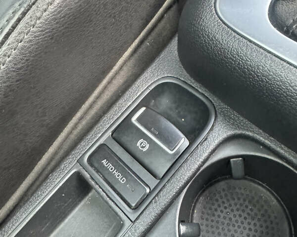 Серый Фольксваген Тигуан, объемом двигателя 2 л и пробегом 225 тыс. км за 11500 $, фото 48 на Automoto.ua