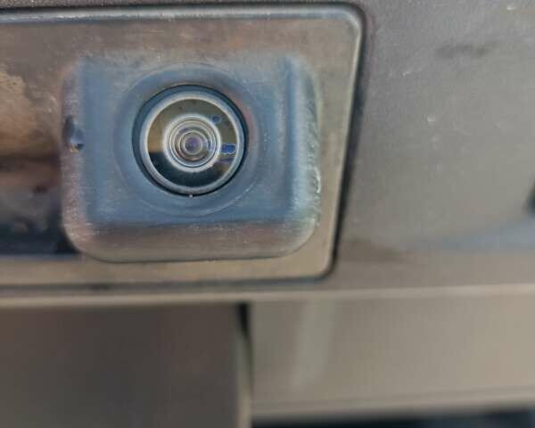 Сірий Фольксваген Тігуан, об'ємом двигуна 2 л та пробігом 345 тис. км за 10800 $, фото 17 на Automoto.ua