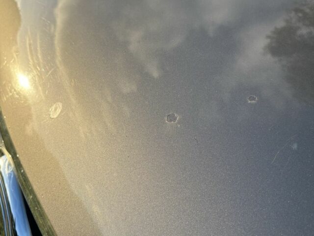 Сірий Фольксваген Тігуан, об'ємом двигуна 2 л та пробігом 203 тис. км за 10800 $, фото 12 на Automoto.ua