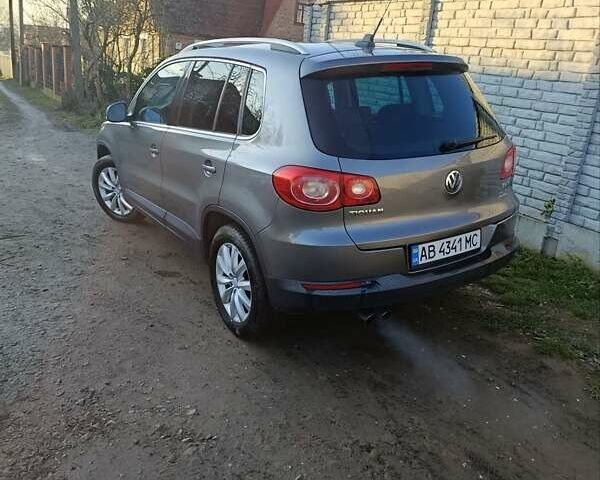 Сірий Фольксваген Тігуан, об'ємом двигуна 2 л та пробігом 288 тис. км за 9000 $, фото 14 на Automoto.ua
