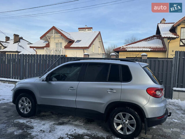 Серый Фольксваген Тигуан, объемом двигателя 2 л и пробегом 158 тыс. км за 9550 $, фото 9 на Automoto.ua