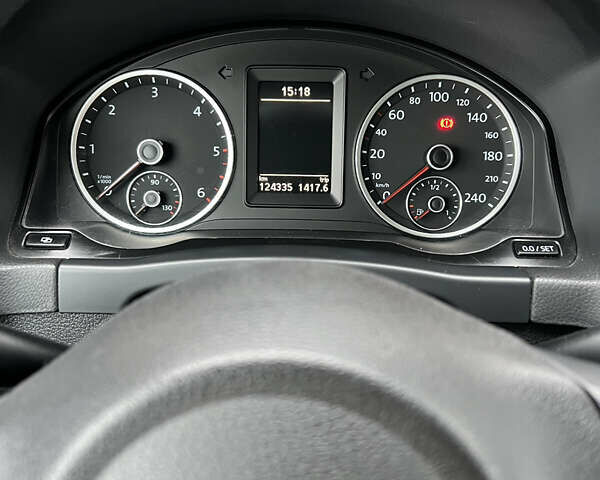 Серый Фольксваген Тигуан, объемом двигателя 1.97 л и пробегом 124 тыс. км за 11000 $, фото 8 на Automoto.ua