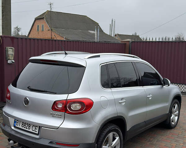 Сірий Фольксваген Тігуан, об'ємом двигуна 1.97 л та пробігом 250 тис. км за 11900 $, фото 7 на Automoto.ua