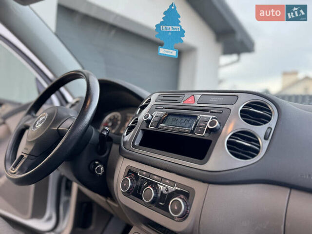 Серый Фольксваген Тигуан, объемом двигателя 2 л и пробегом 158 тыс. км за 9550 $, фото 34 на Automoto.ua