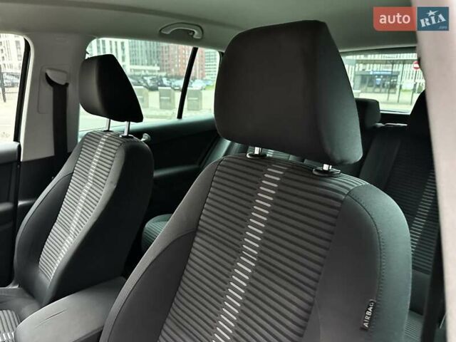 Серый Фольксваген Тигуан, объемом двигателя 2 л и пробегом 285 тыс. км за 10450 $, фото 25 на Automoto.ua