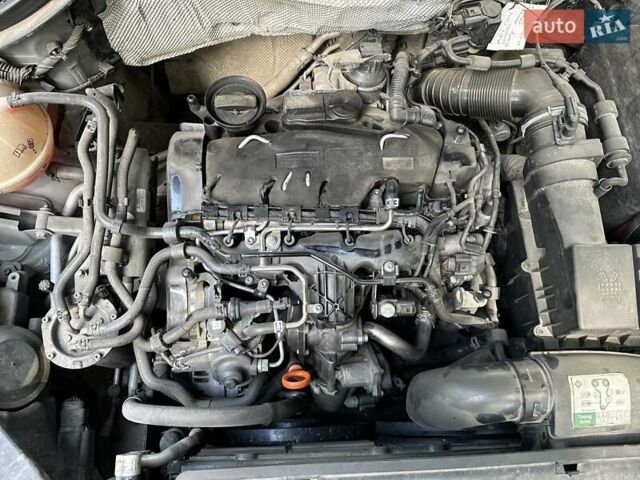 Сірий Фольксваген Тігуан, об'ємом двигуна 2 л та пробігом 268 тис. км за 11600 $, фото 39 на Automoto.ua