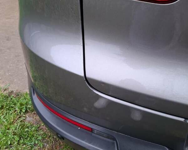 Серый Фольксваген Тигуан, объемом двигателя 1.97 л и пробегом 223 тыс. км за 15800 $, фото 37 на Automoto.ua