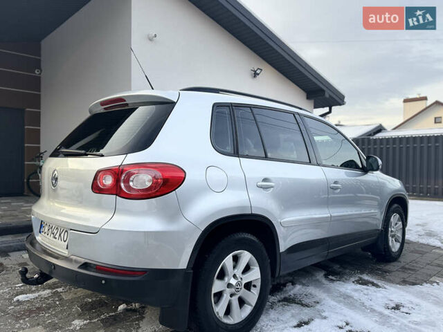 Серый Фольксваген Тигуан, объемом двигателя 2 л и пробегом 158 тыс. км за 9550 $, фото 14 на Automoto.ua