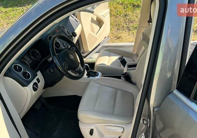 Сірий Фольксваген Тігуан, об'ємом двигуна 1.98 л та пробігом 250 тис. км за 10100 $, фото 14 на Automoto.ua